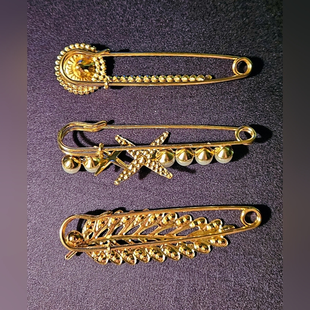 Safety Pin Design Collection - Picture 2 of 12